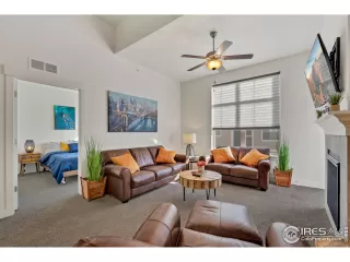 Photo #2: 1033299 Listing