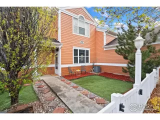 Photo #1: 1033365 Listing