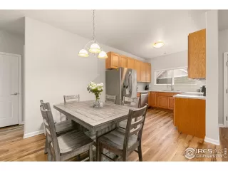 Photo #4: 1033368 Listing