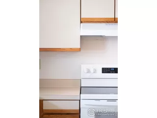 Photo #4: 1033403 Listing 