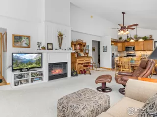 Photo #5: 1033446 Listing