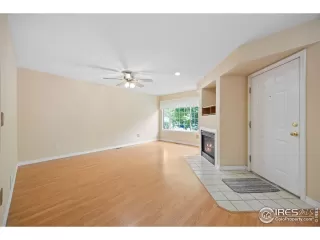 Photo #5: 1033468 Listing