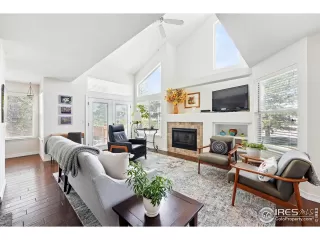 Photo #5: 1033578 Listing 