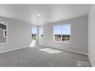 Photo #3: 1033652 Listing