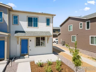 Photo #6: 1033652 Listing