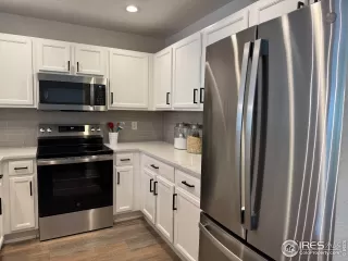 Photo #4: 1033690 Listing 