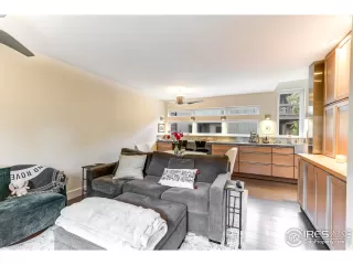 Photo #4: 1033936 Listing 