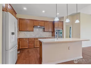 Photo #6: 1033946 Listing 
