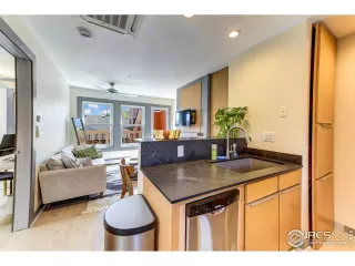 Photo #6: 1033949 Listing 