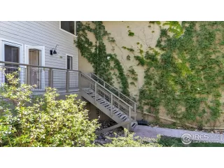 Photo #5: 1033989 Listing