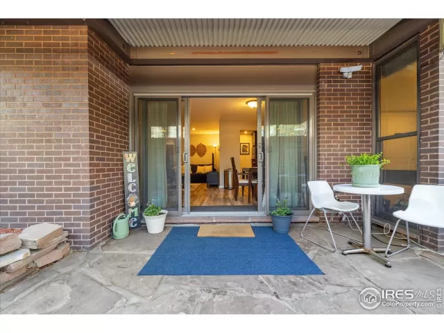 MLS: 1034027 Condo For Sale