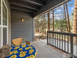 Photo #2: 1034041 Listing