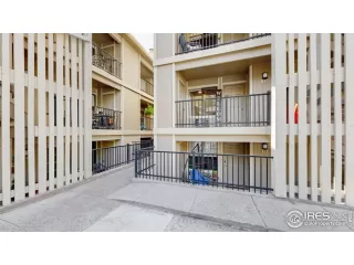 Photo #2: 1034057 Listing 