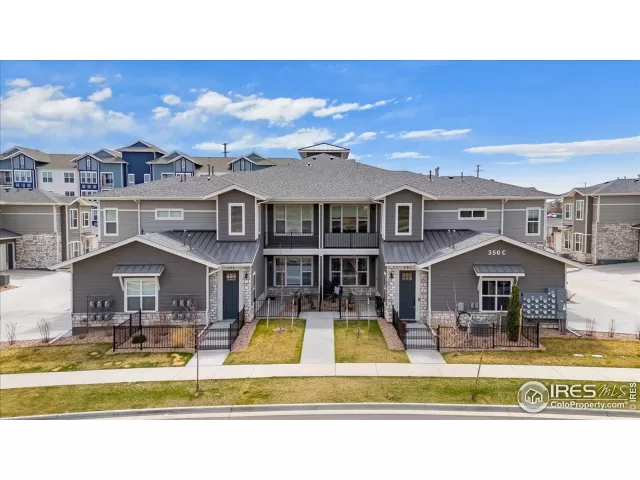 MLS: 1034060 Condo For Sale
