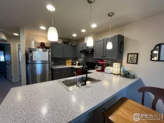 Photo #2: 1034095 Listing 