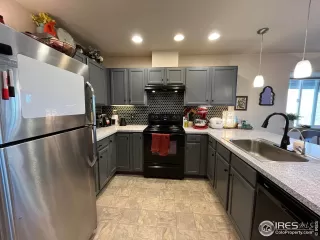 Photo #3: 1034095 Listing 