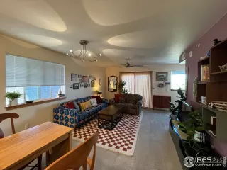 Photo #5: 1034095 Listing 