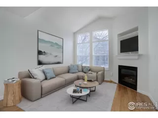 Photo #6: 1034122 Listing 