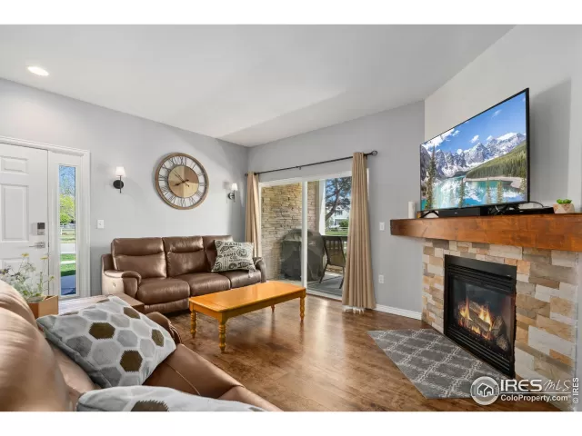 MLS: 1034146 Condo For Sale