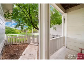 Photo #6: 1034175 Listing