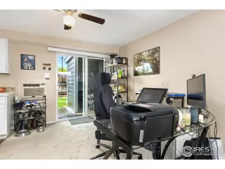 Photo #6: 1034233 Listing