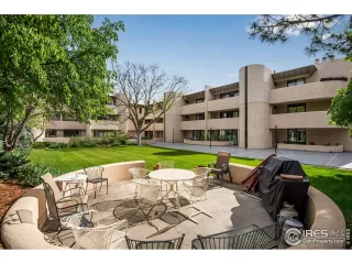 Photo #1: 1034249 Listing