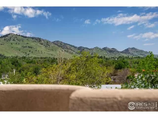 Photo #2: 1034249 Listing