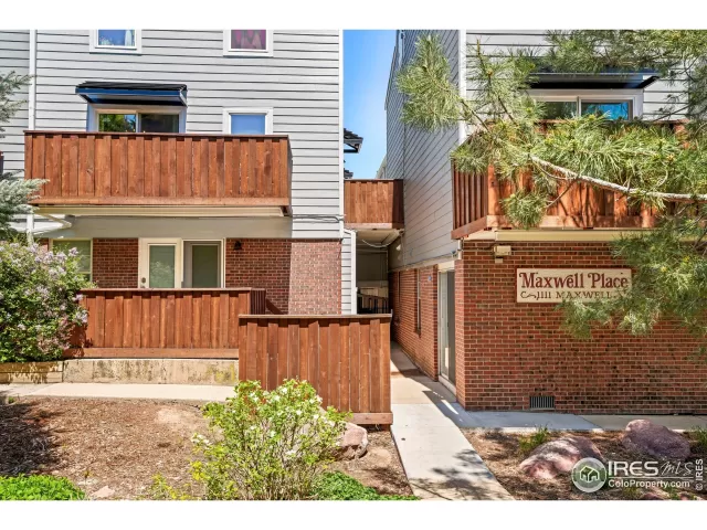 MLS: 1034252 Condo For Sale