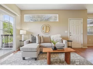 Photo #3: 1034313 Listing