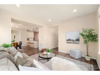 Photo #5: 1034322 Listing 