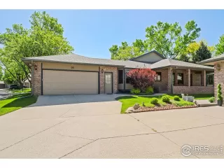 Photo #2: 1034339 Listing