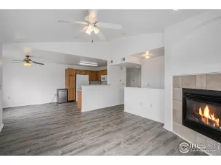 Photo #5: 1034376 Listing