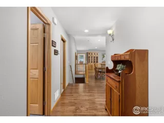 Photo #4: 1034387 Listing