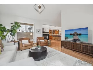 Photo #4: 1034544 Listing