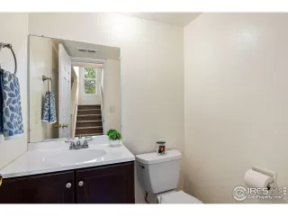 Photo #4: 1034602 Listing