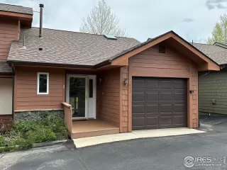 Photo #3: 1034669 Listing