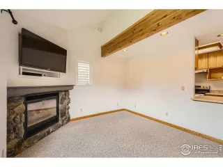 Photo #5: 1034669 Listing