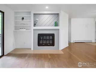 Photo #2: 1034693 Listing 