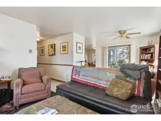 Photo #3: 1034704 Listing