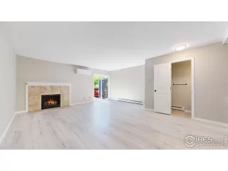 Photo #2: 1034710 Listing