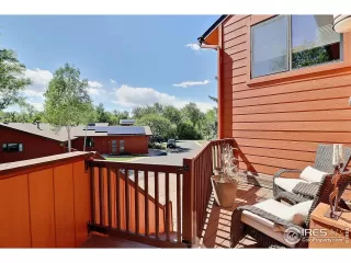 Photo #2: 1034714 Listing