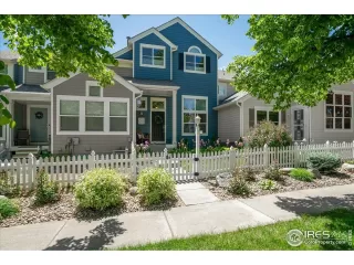 Photo #4: 1034716 Listing