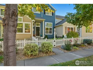 Photo #5: 1034716 Listing