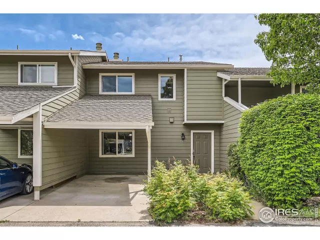 MLS: 1034721 Condo For Sale