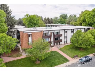 Photo #2: 1034778 Listing