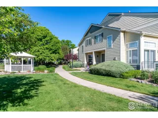 Photo #1: 1034801 Listing