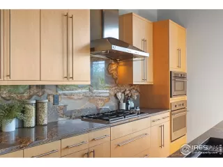 Photo #5: 1034839 Listing