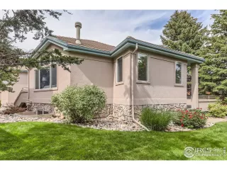 Photo #2: 1034855 Listing