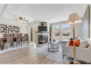 Photo #3: 1034868 Listing