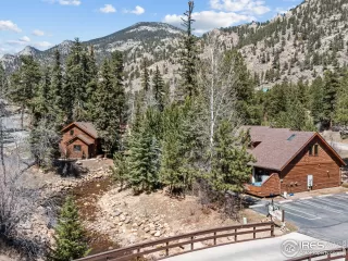 Photo #4: 1034911 Listing